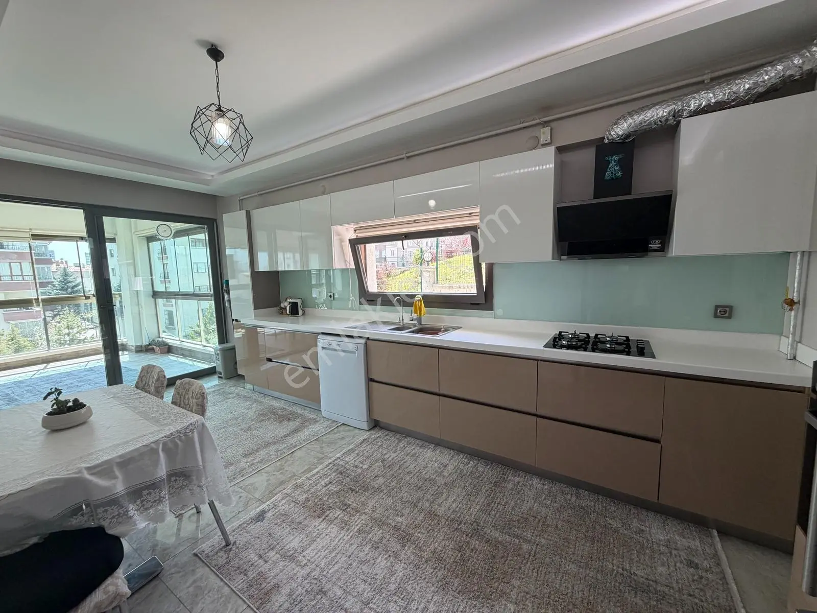 Park Panorama'da Geniş Balkonlu Manzaralı 4+1 Site Dairesi - Görsel 9