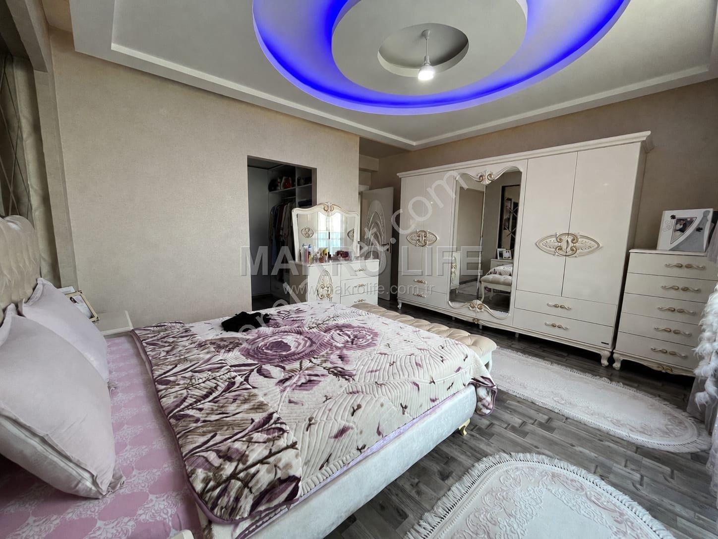 Yetişen Alır 50 Metrelik Yolda Zana Marinada 4.5+1 Fırsat Daire - Görsel 9