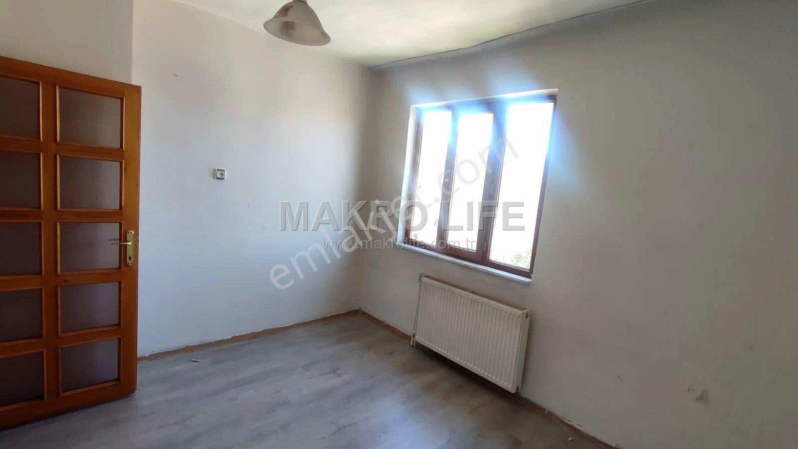 Yetişen Alır Emek Cadesinde Satılık 2+1 Daire - Görsel 6