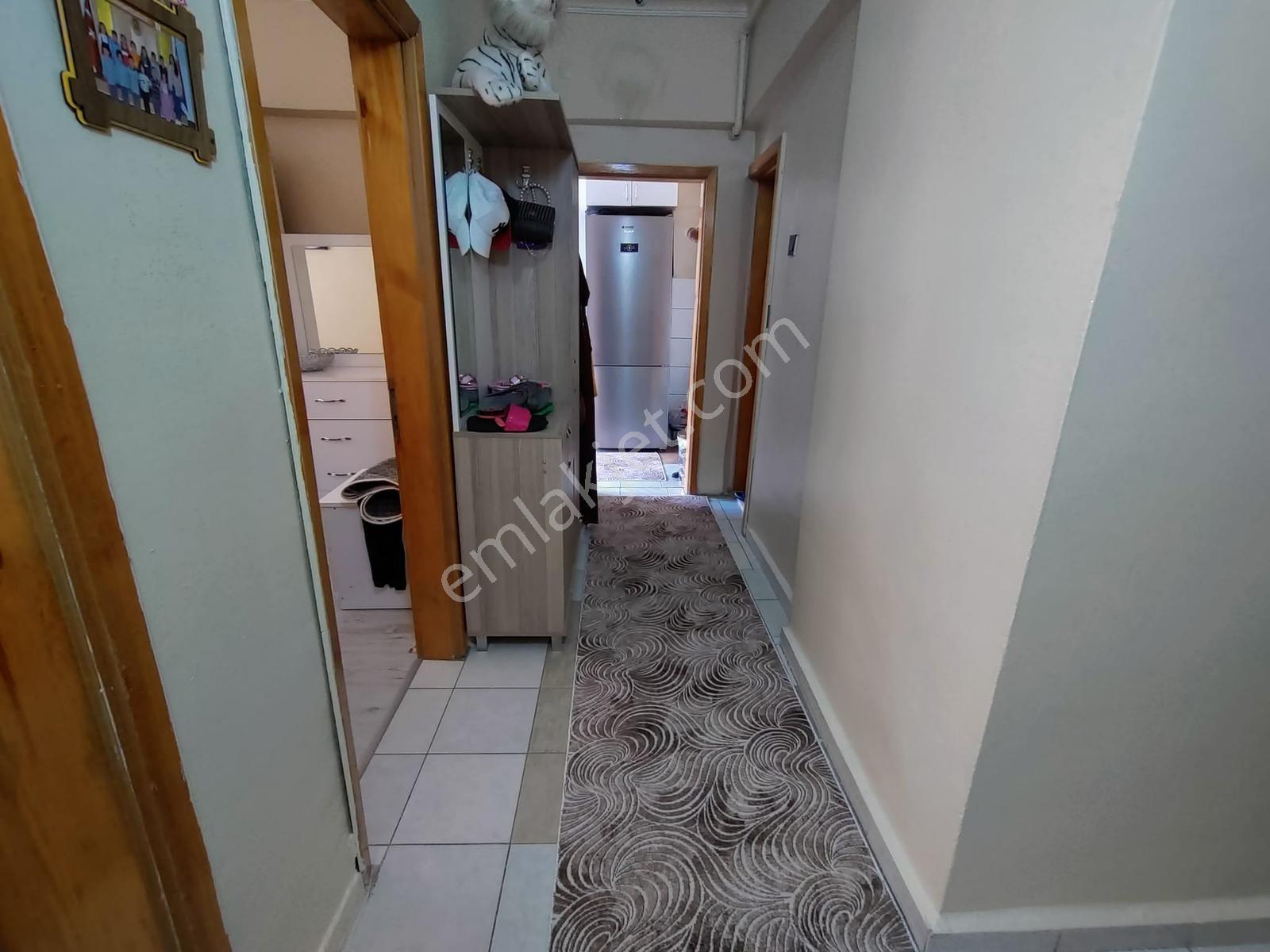 Cadde Yakını Full Yapılı İskanlı Satılık 3+1 Daire.. - Görsel 2