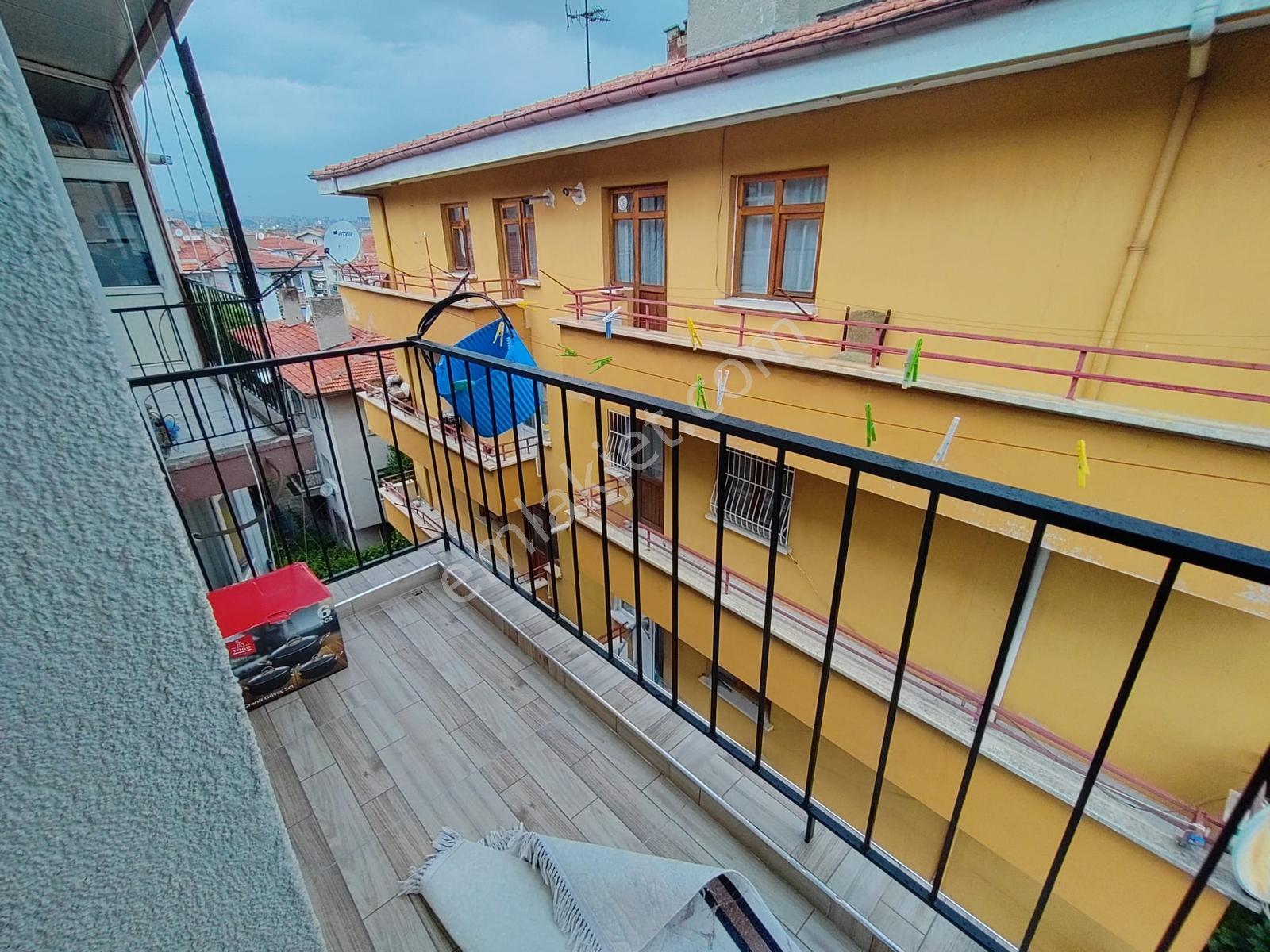 Cadde Yakını Full Yapılı İskanlı Satılık 3+1 Daire.. - Görsel 8