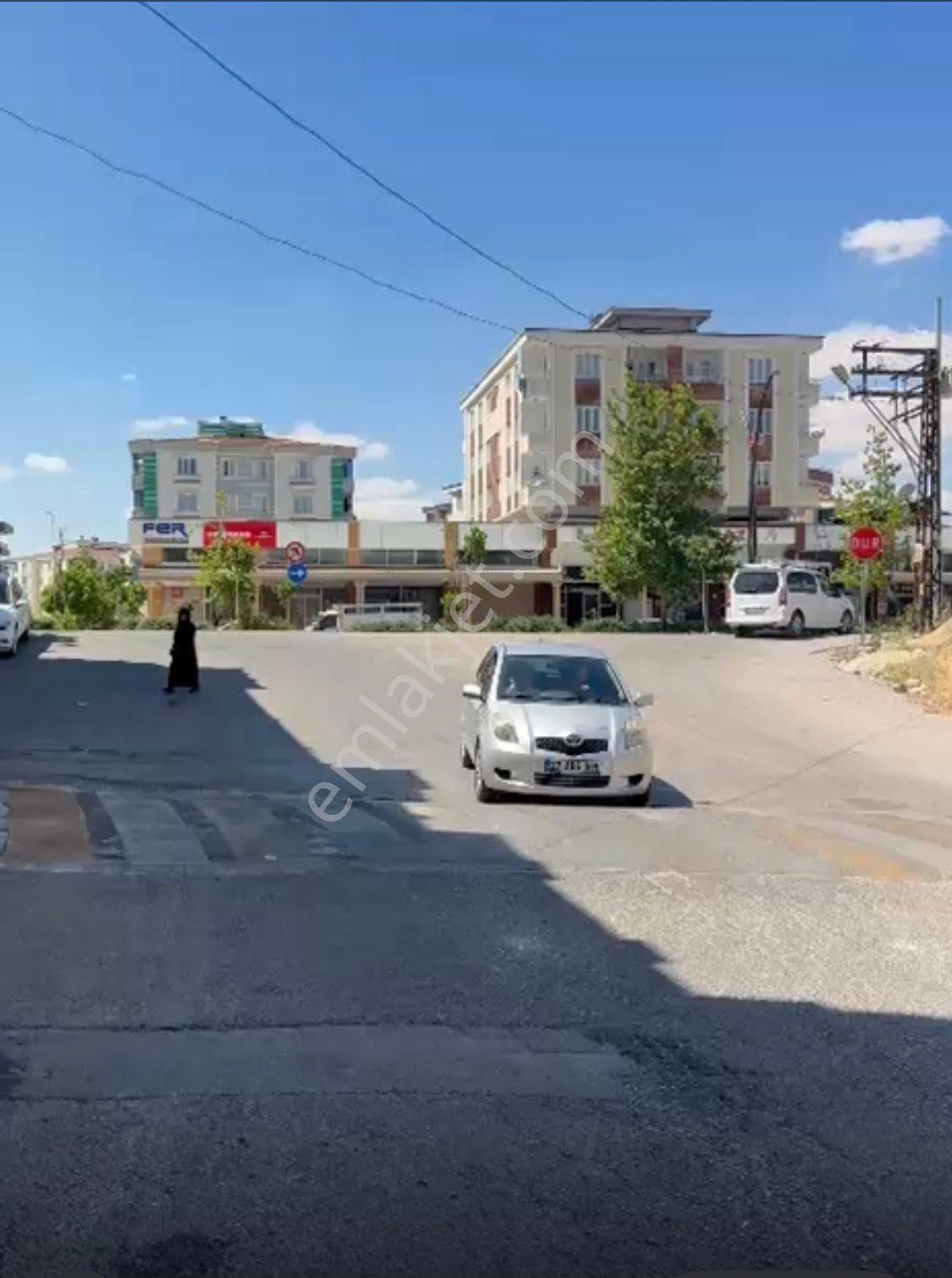 Mesken Emlakdan 75. Yıl Mah Yılmazlar Plaza Karşısı Cadde Üzeri