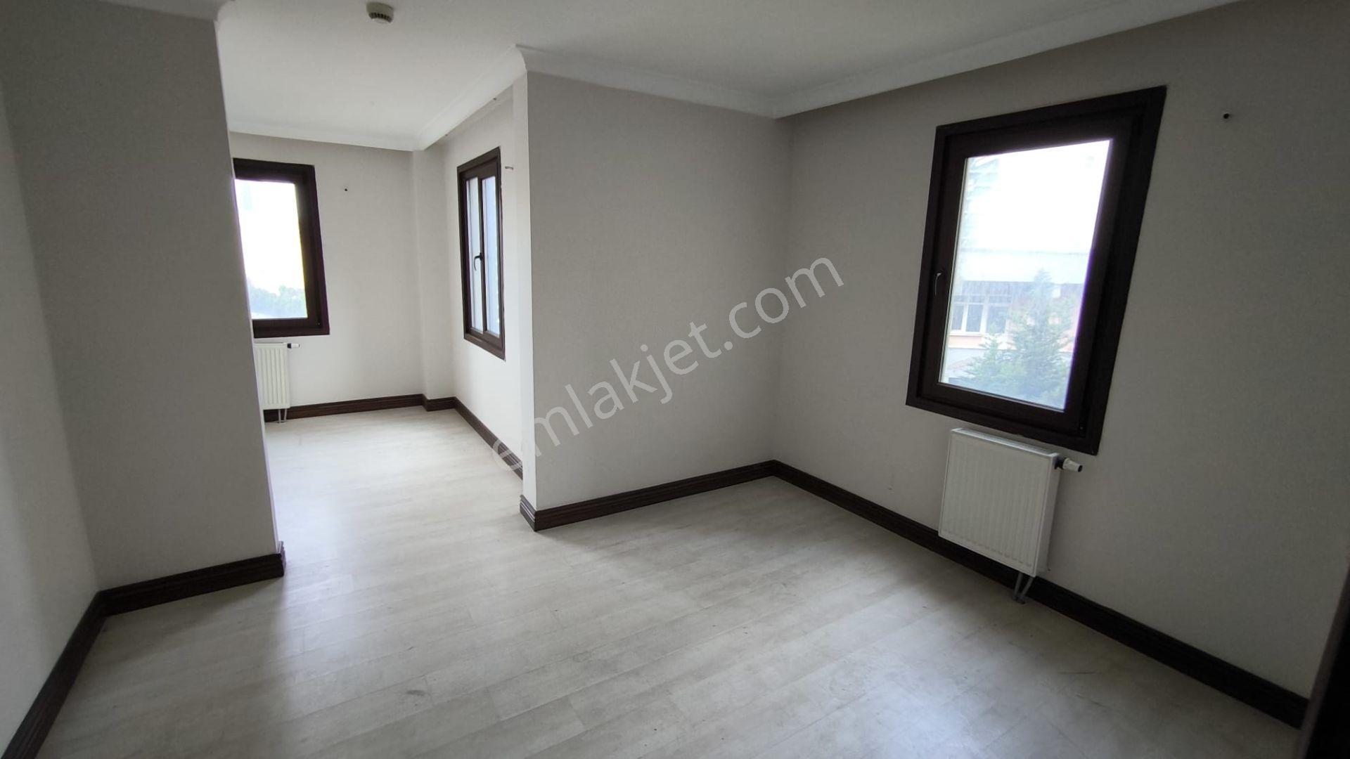 Şerifali Mira Tower’da, Ataşehir Finans Aksında 105 M2 "sıfır Masraf" 2+1 Ofis! - Görsel 8