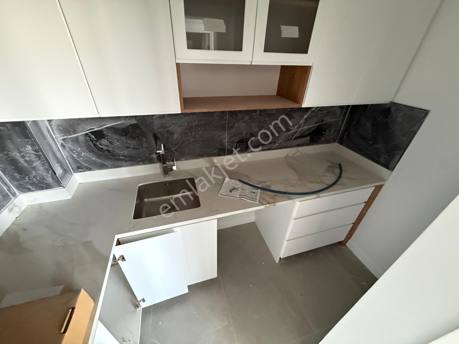 İş Merkezinde 1+1 85 M2 Kiralık Lüks Ofis - Görsel 4