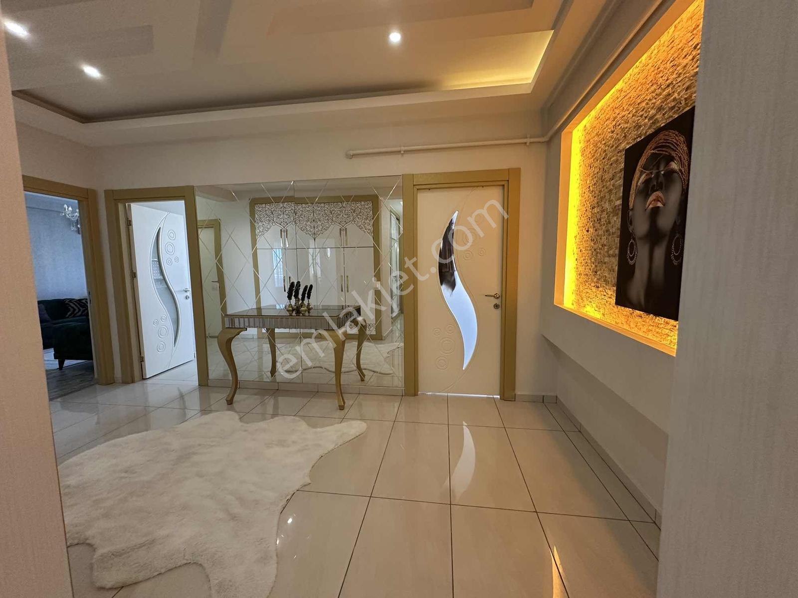 Stadyum Yolunda Satılık 4+1 Bakımlı Daire - Görsel 23