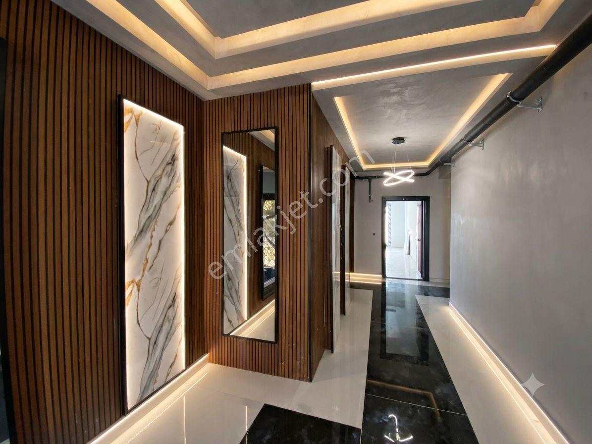Aktif'ten Akçay'da Satılık Bahçe Keyfi Sunan Modern 1+1 Geniş Daire - Görsel 2