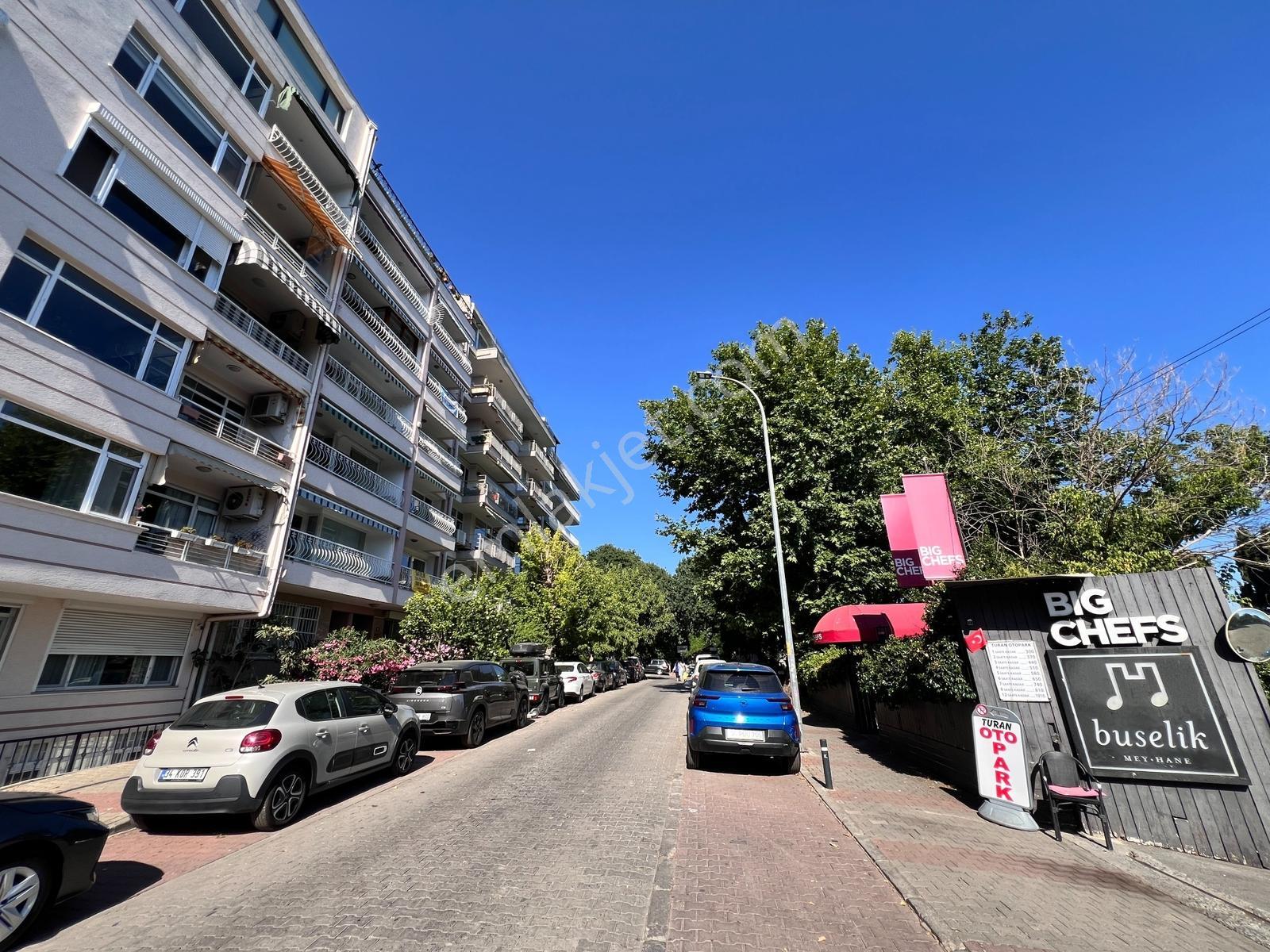 Tamiş'den Moda'da Süper Konumda Deniz Ve Doğa Manzaralı Geniş3+1 - Görsel 34