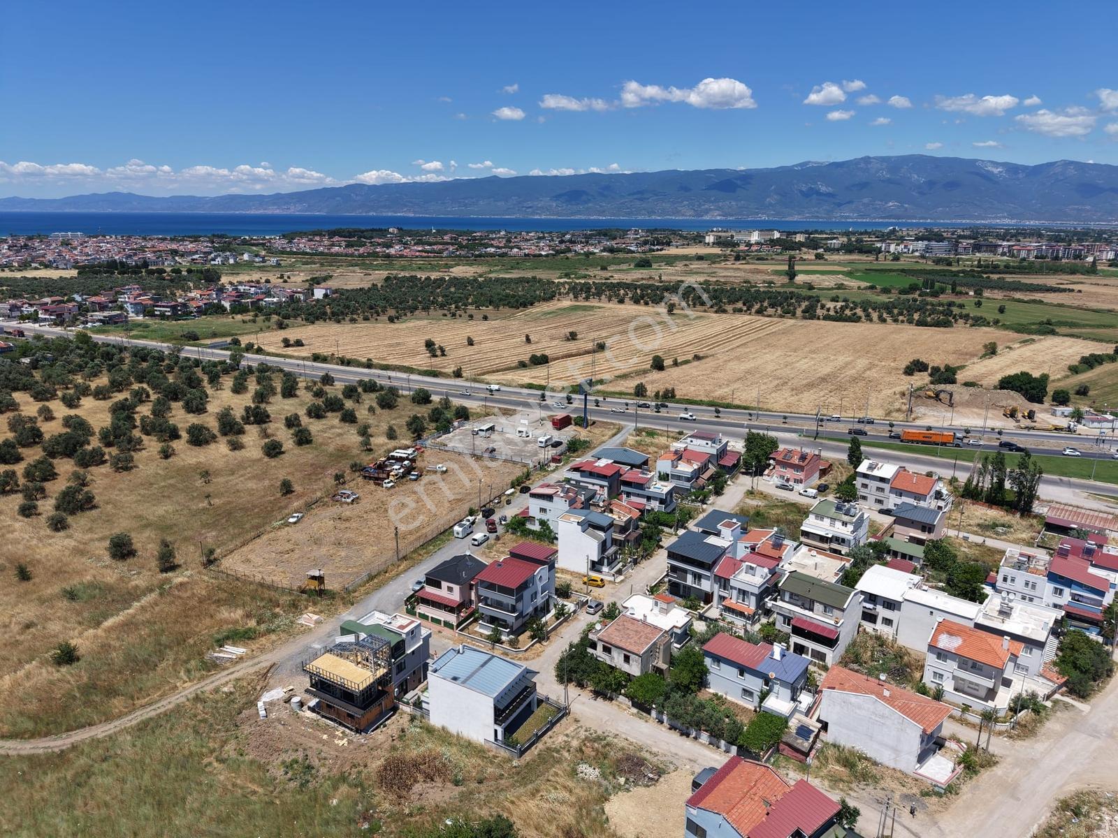 Burhaniye Hürriyet Mahallesinde Satılık Arsa - Görsel 33