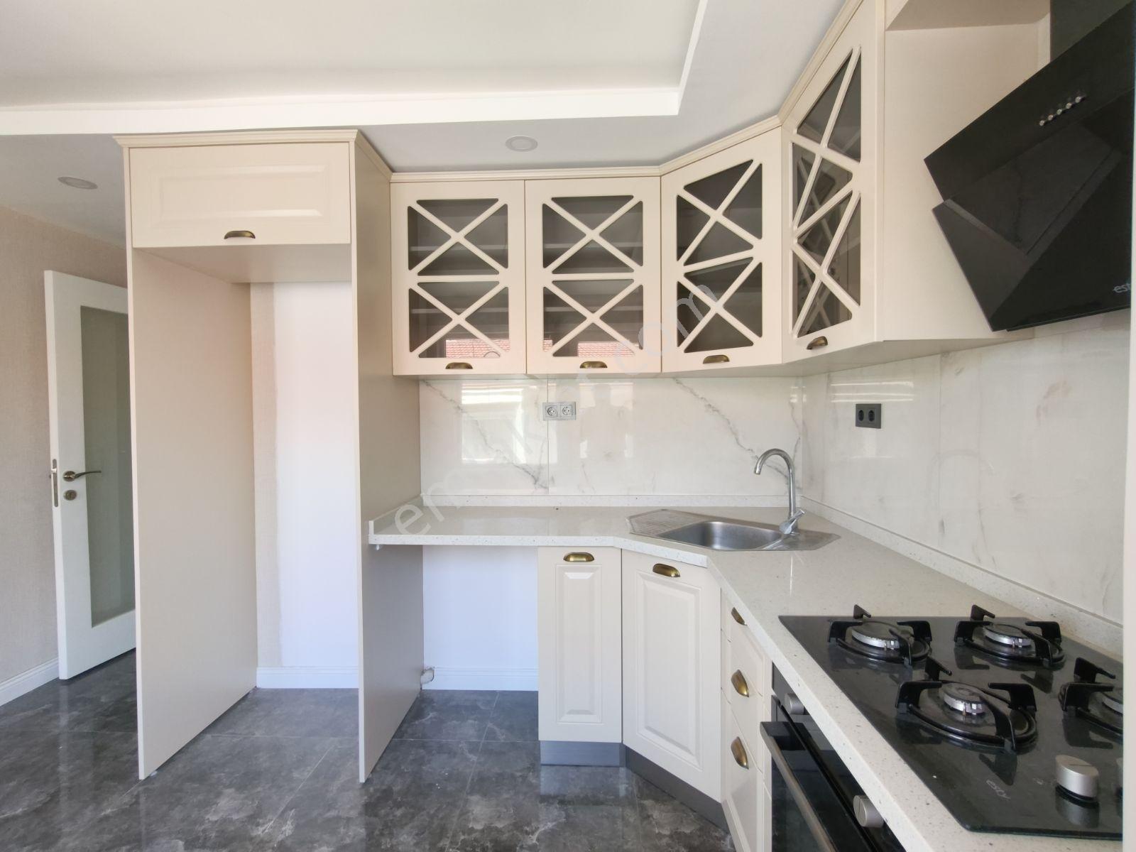 Kuğulu Park Yakını/cinnah Cad.4 Bina Mesafede/yapılı/3+1 - Görsel 21