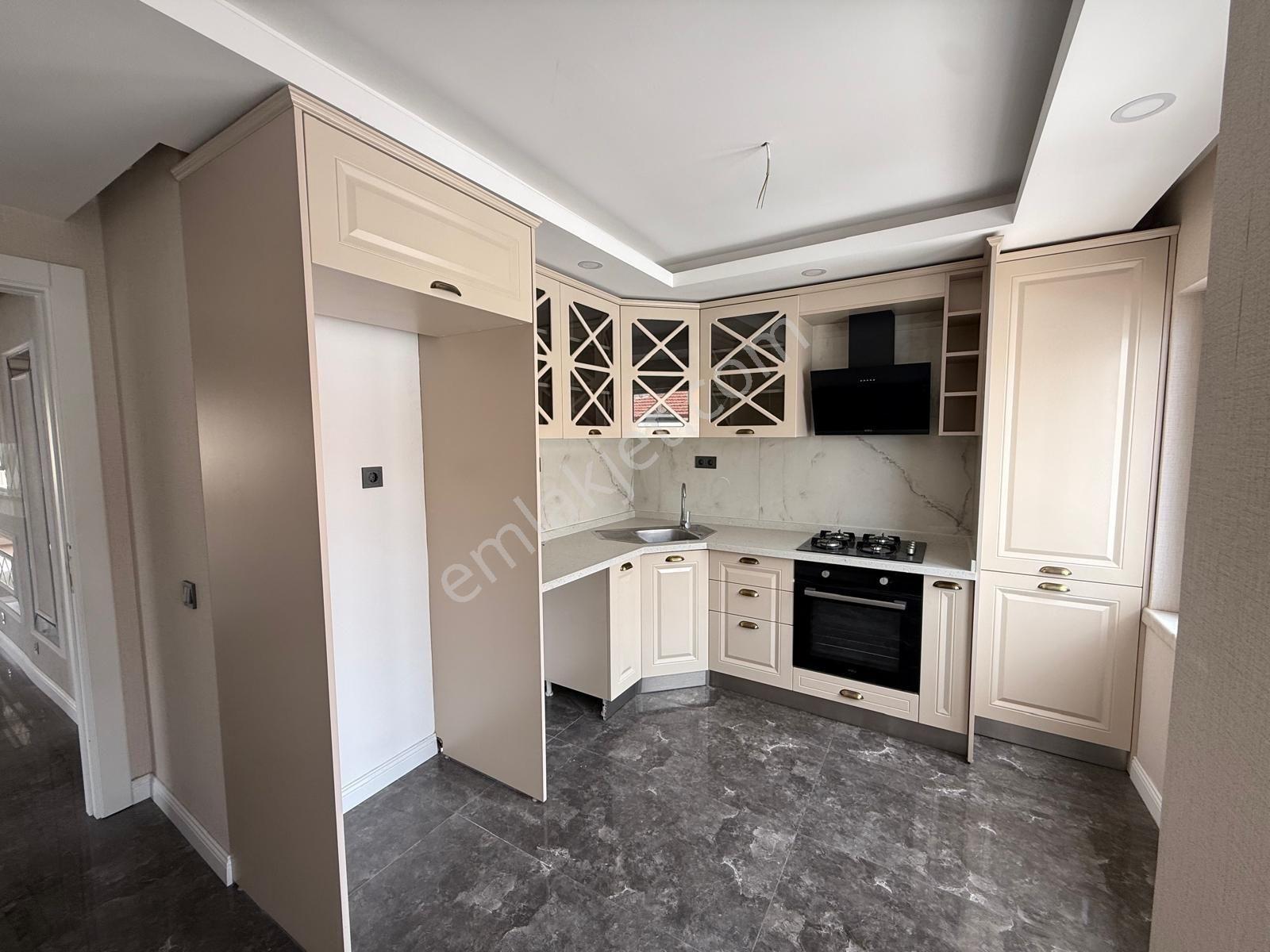 Kuğulu Park Yakını/cinnah Cad.4 Bina Mesafede/yapılı/3+1 - Görsel 13