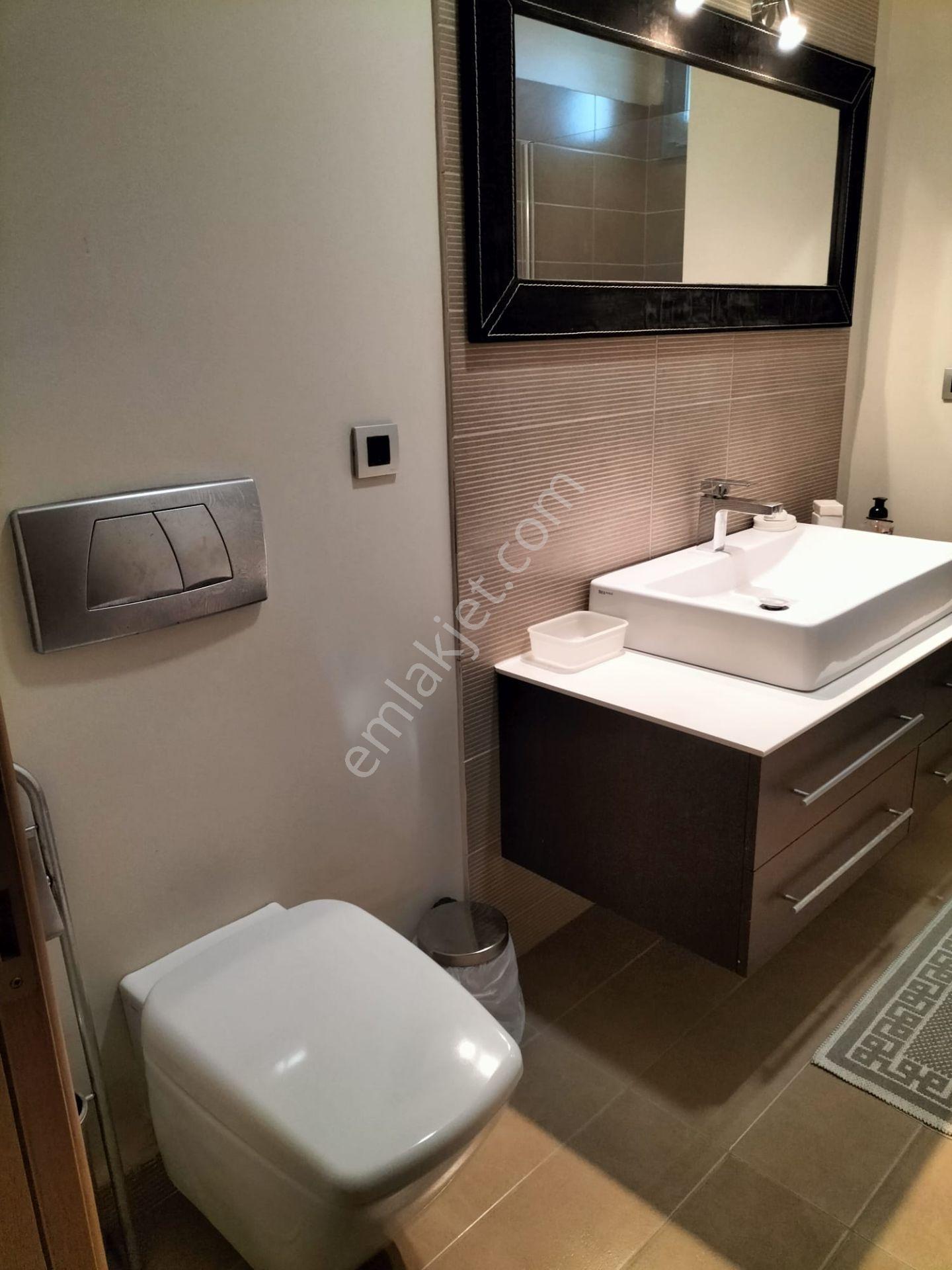 Ayayorgi'de Satılık Deniz Manzaralı Müstakil Havuzlu Villa - Görsel 21