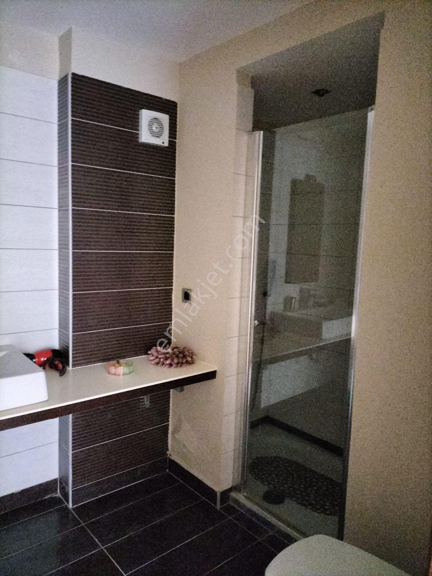 Ayayorgi'de Satılık Deniz Manzaralı Müstakil Havuzlu Villa - Görsel 25