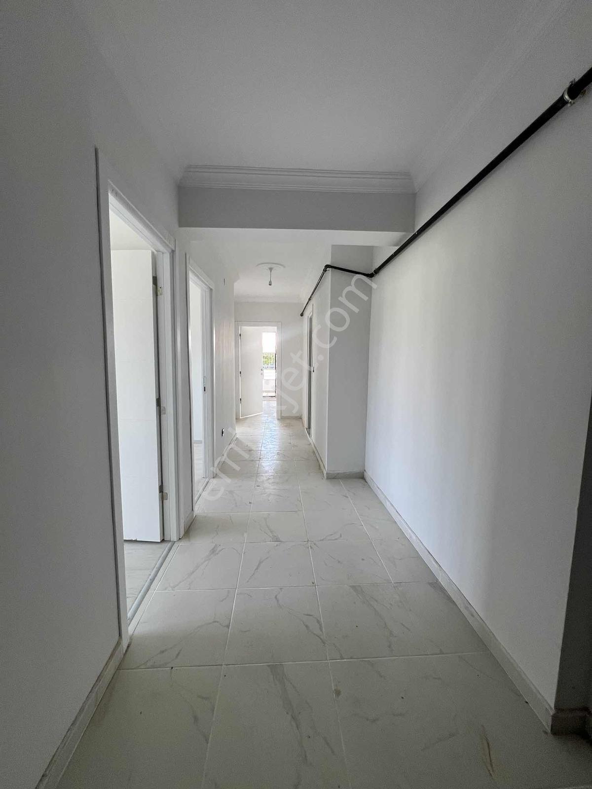 Sıfır Havuzlu Sitede Geniş 2+1 4 Kat Manzaralı Daire - Görsel 12
