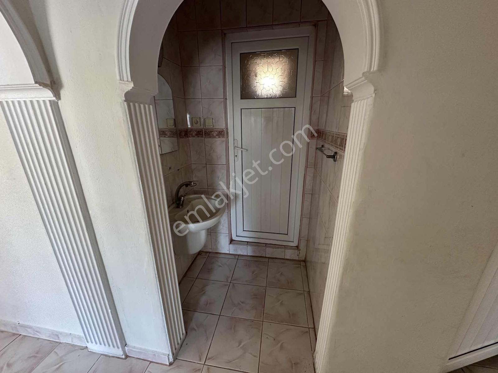Muharrem Hasbi Lisesi Yanında Kiralık 2+1 - Görsel 14