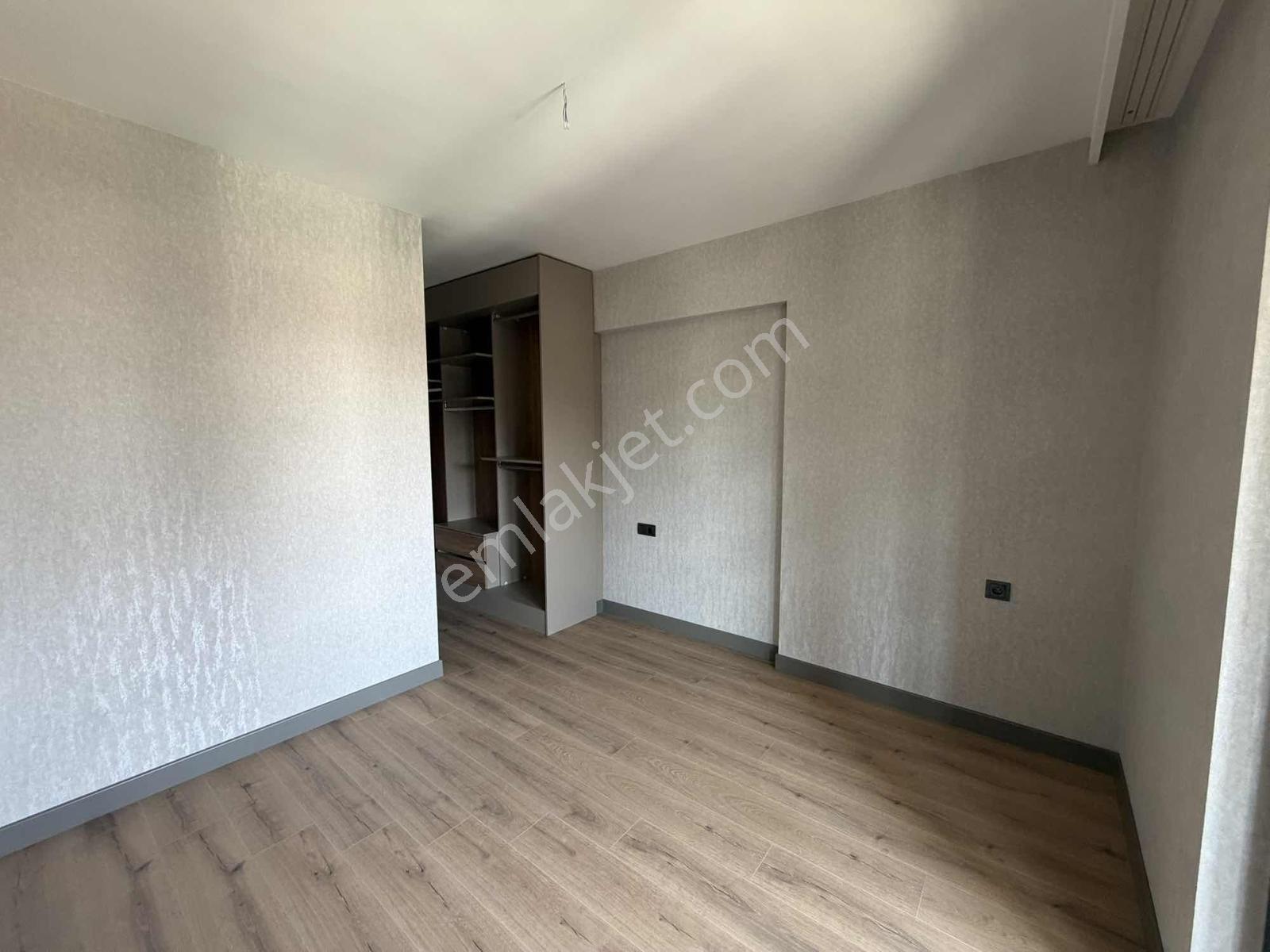 Redstone Castle Yenibatı İsport Teras Kilerli 1+1 Kiralık Daire - Görsel 7