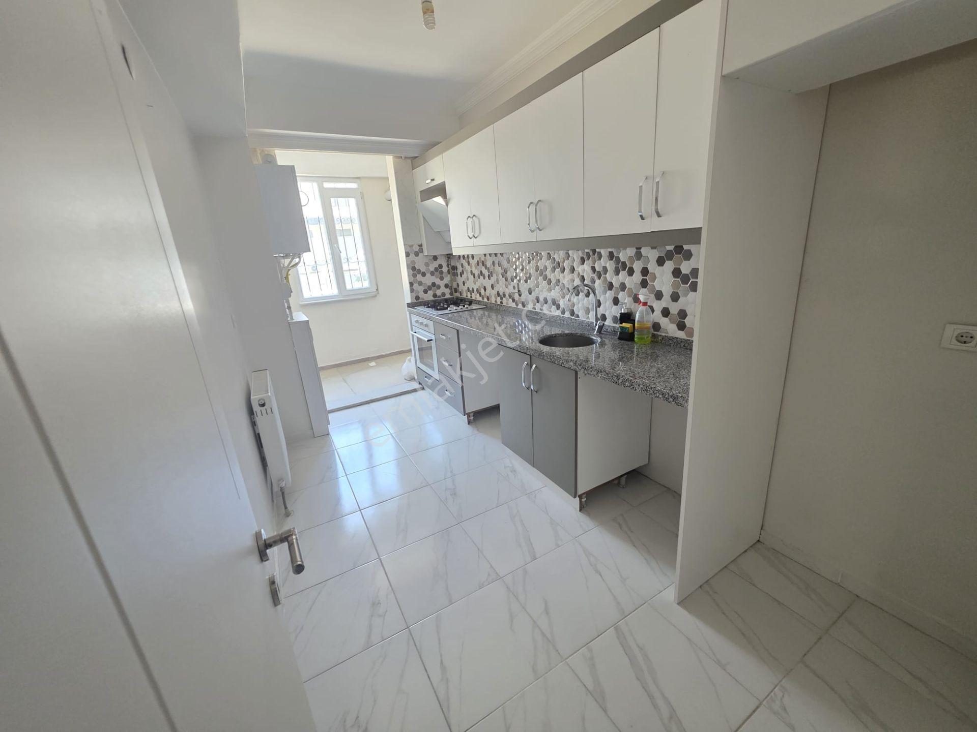 Beylikdüzü Yakuplu Mah. 2+1 Net 85 M² Giriş Kat, Yeni Bina - Görsel 6