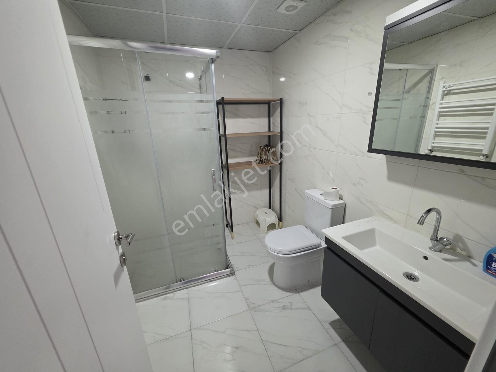 Beylikdüzü Yakuplu Mah. 2+1 Net 80 M² Giriş Kat, Yeni Bina - Görsel 19