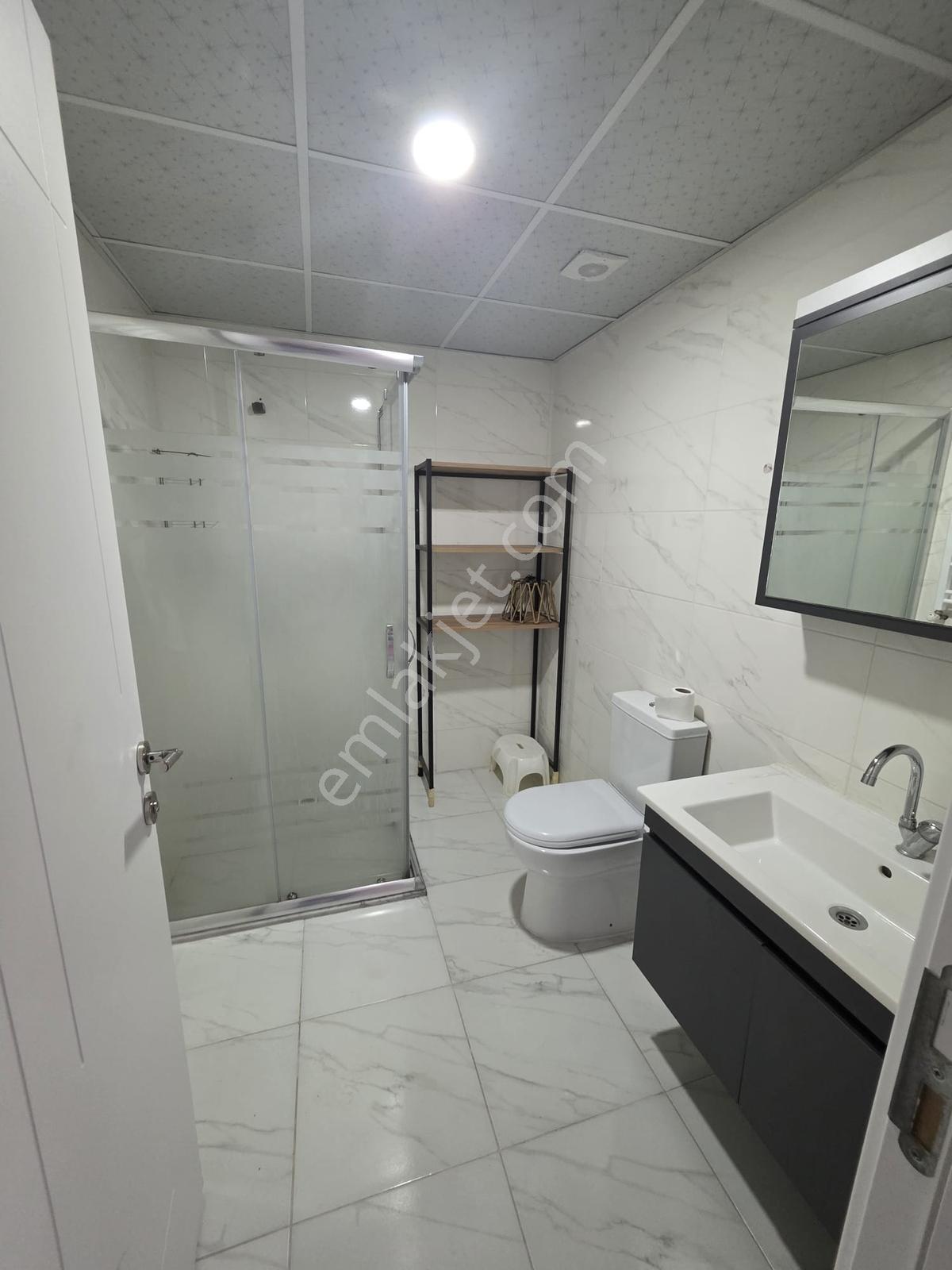 Beylikdüzü Yakuplu Mah. 2+1 Net 80 M² Giriş Kat, Yeni Bina - Görsel 17
