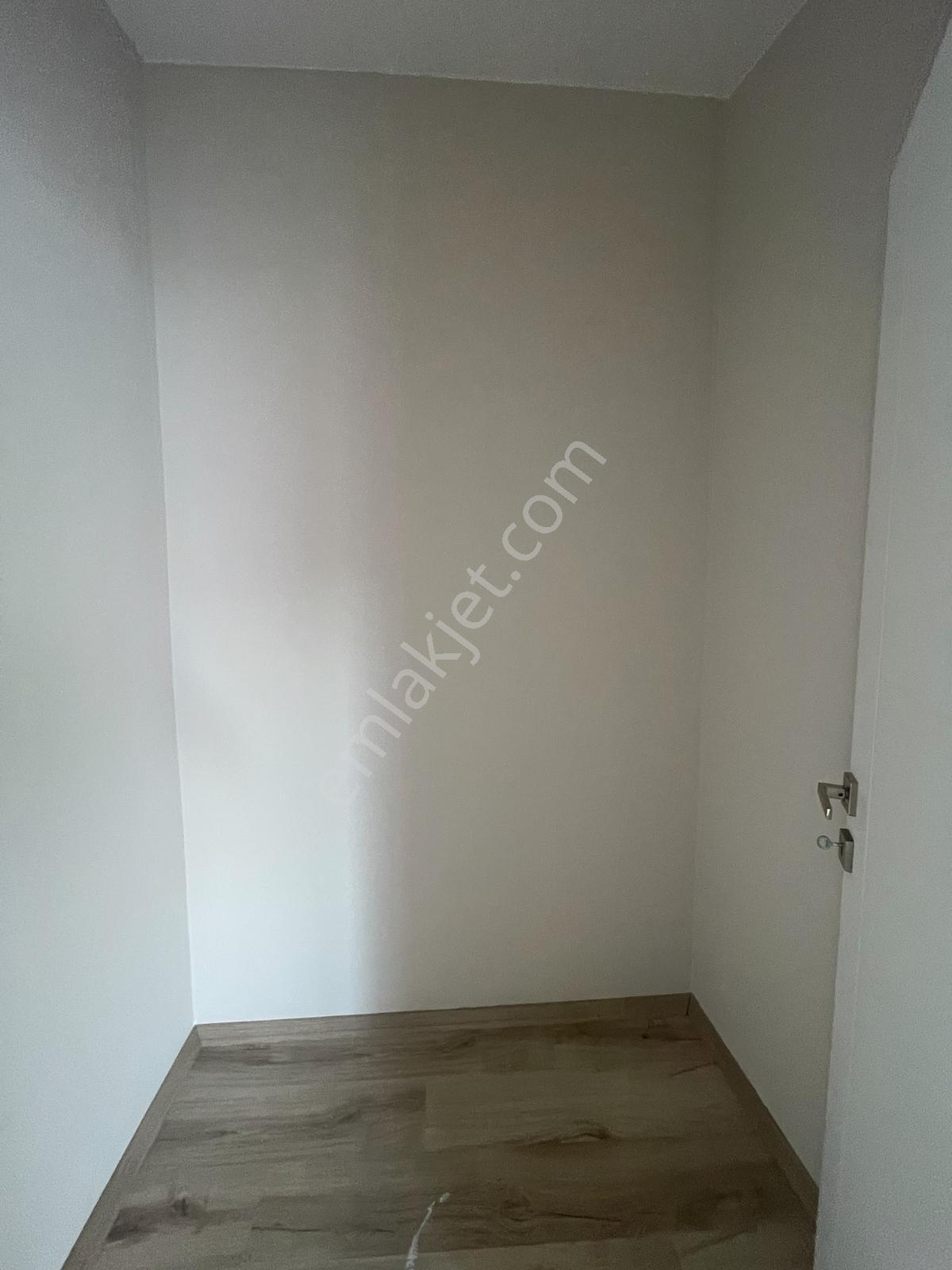 Çınarlı Mahallesinde 3+1 Kiralık Daire - Görsel 31