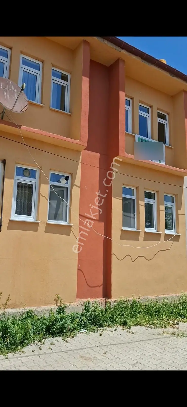 Zyd Emlak Tan Kelkit Yunus Emre Mahallesi 6+1 Satılık Müstakil Ev