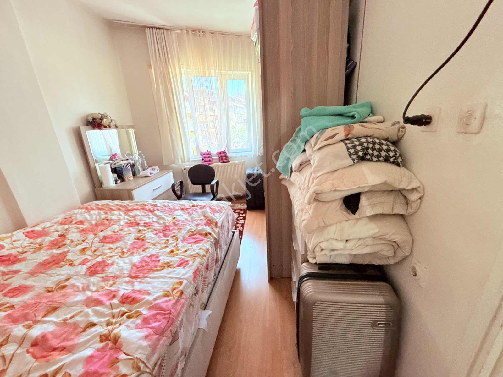 Arzu Emlaktan Gazi Mah Satılık Cadde Üstü 2+1 Balkonlu Daire - Görsel 38