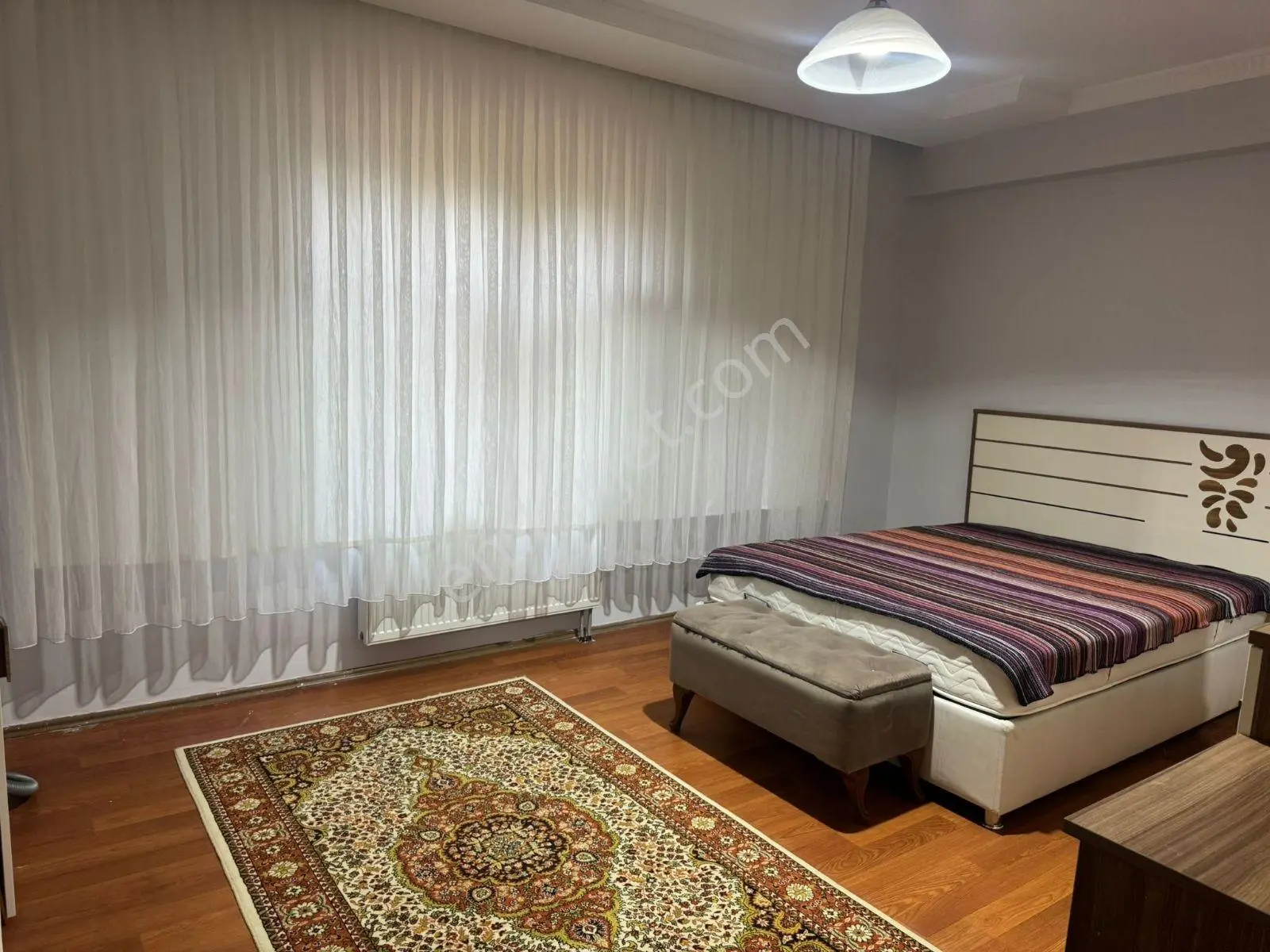 Onix21 Emlak'tan Bağcılar Ahmet Kaya Caddesi Satılık 2+1