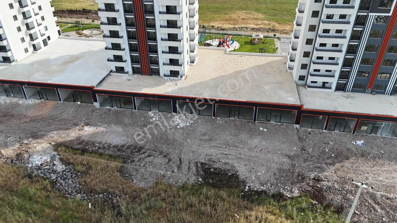 Onix21'den Elazığ Yolu Tekstilkent Kavşağı Satılık 260 M2 İşyeri - Görsel 34