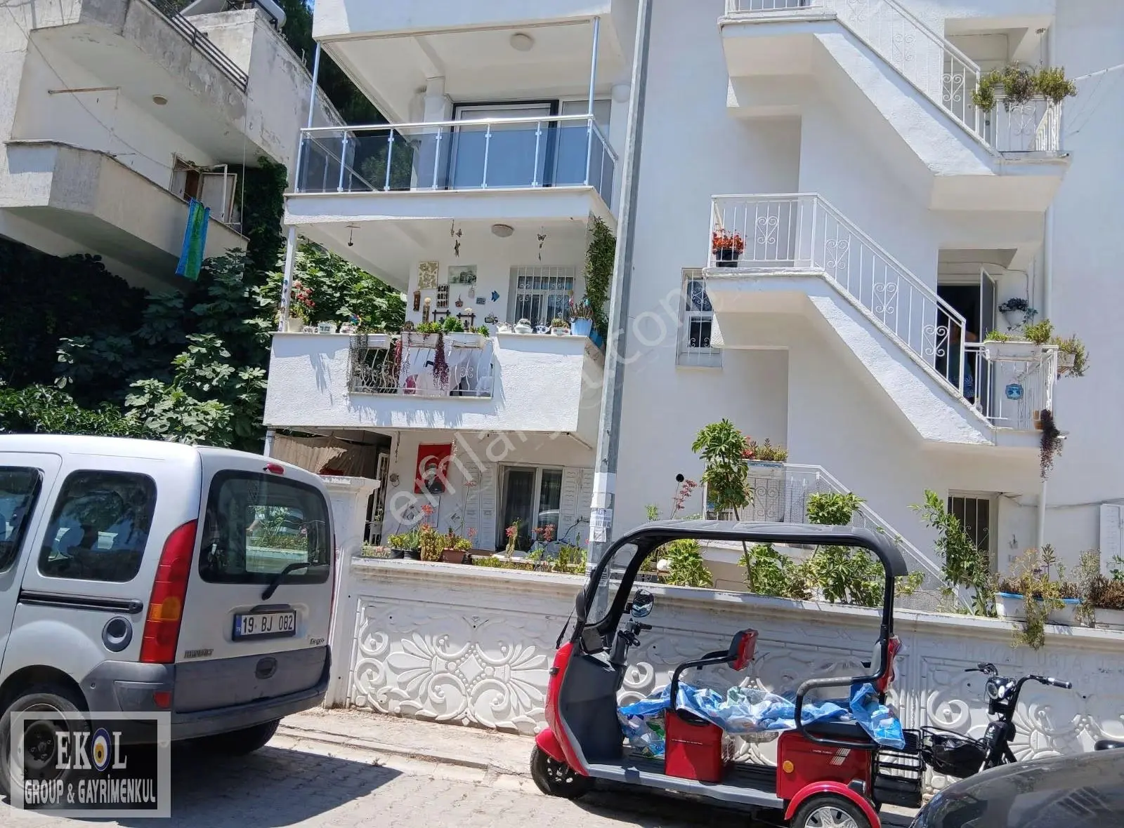 Didim Satılık Altınkumda 2+1 Denize Yakın Konumda Yazlık Daire