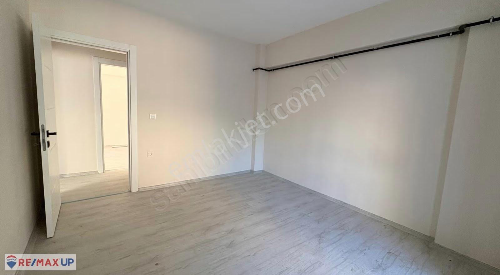 Menemen Esatpaşa'da Sıfır Doğalgazlı 2+1 Kiralık - Görsel 2