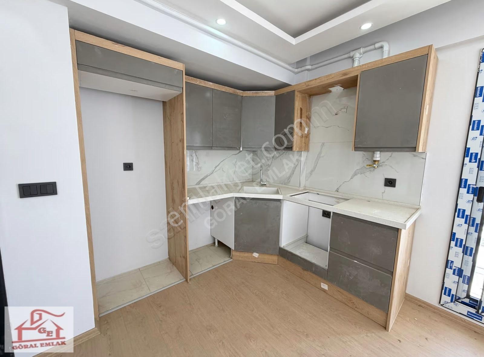 Göral Emlak'tan Havuzlu Site'de Kiralık 1+1 Daire - Görsel 9