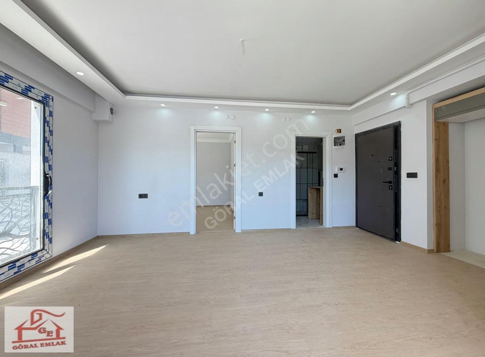 Göral Emlak'tan Havuzlu Site'de Kiralık 1+1 Daire - Görsel 2