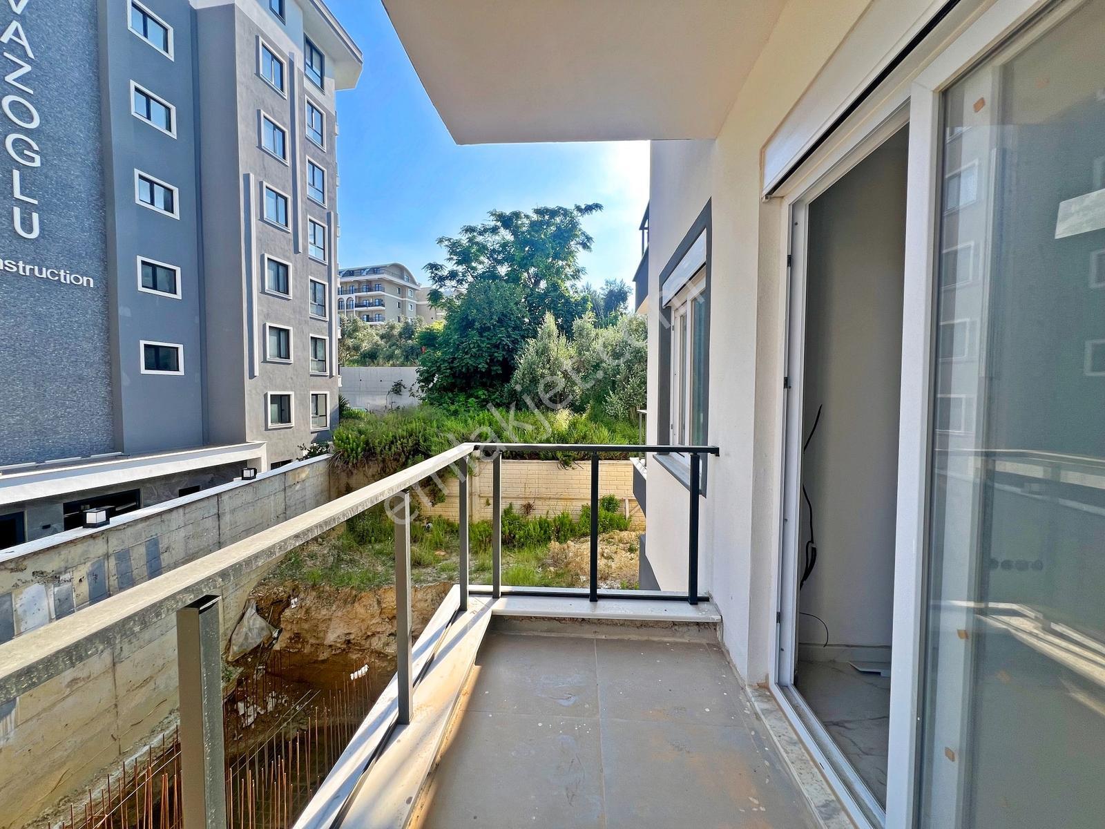 Alanya Avsallarda Satılık 1+1 Site İçi Havuzlu Sıfır Daire - Görsel 31