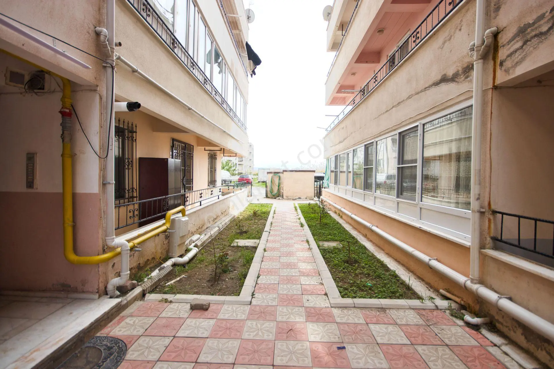 Aktif'ten Akçay'da Satılık Kupon Fiyata Arakat Ön Cephe Masrafsız 2+1 Daire - Görsel 21