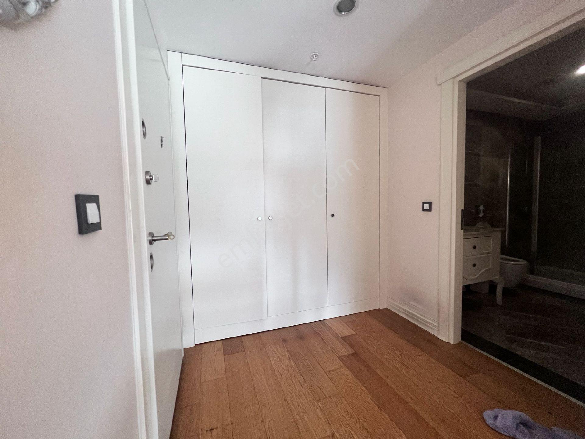 Kiptaş Venezia Mega Satılık Boş Kare Salon 1+1 Daire - Görsel 10