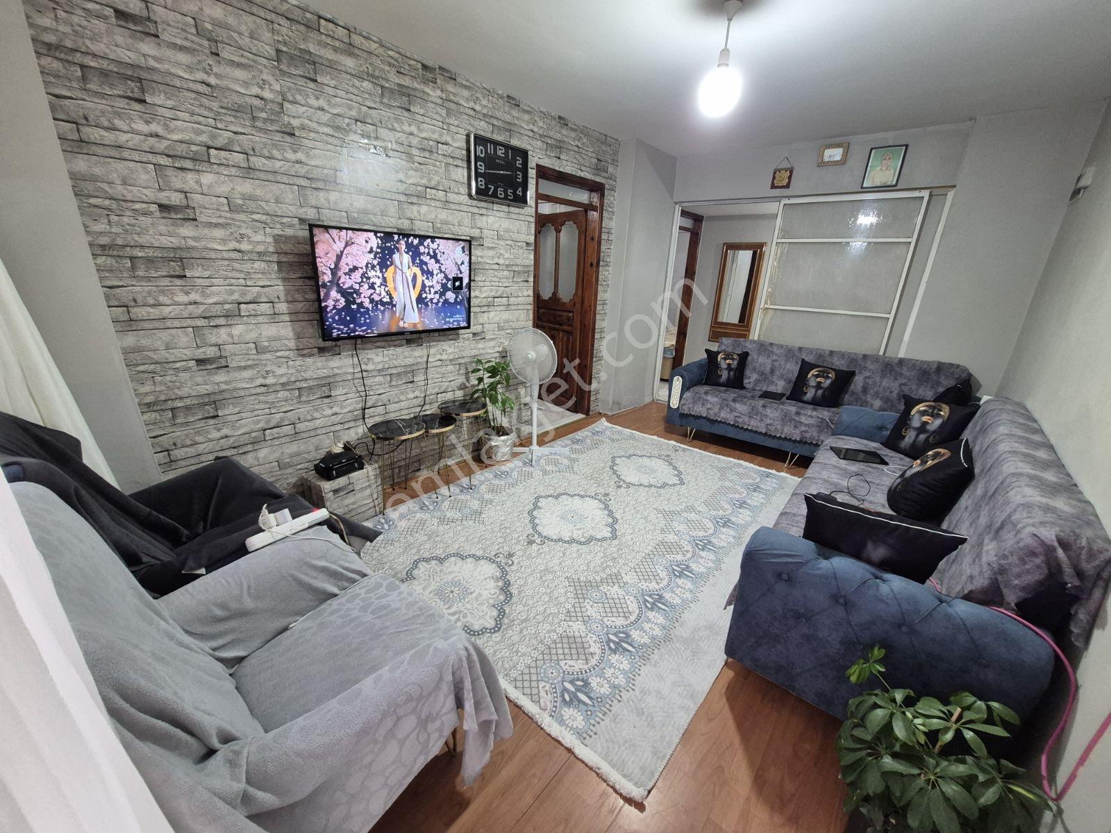 Göztepe Metro Yakını 2+1 Eşyasız Kiralık Daire