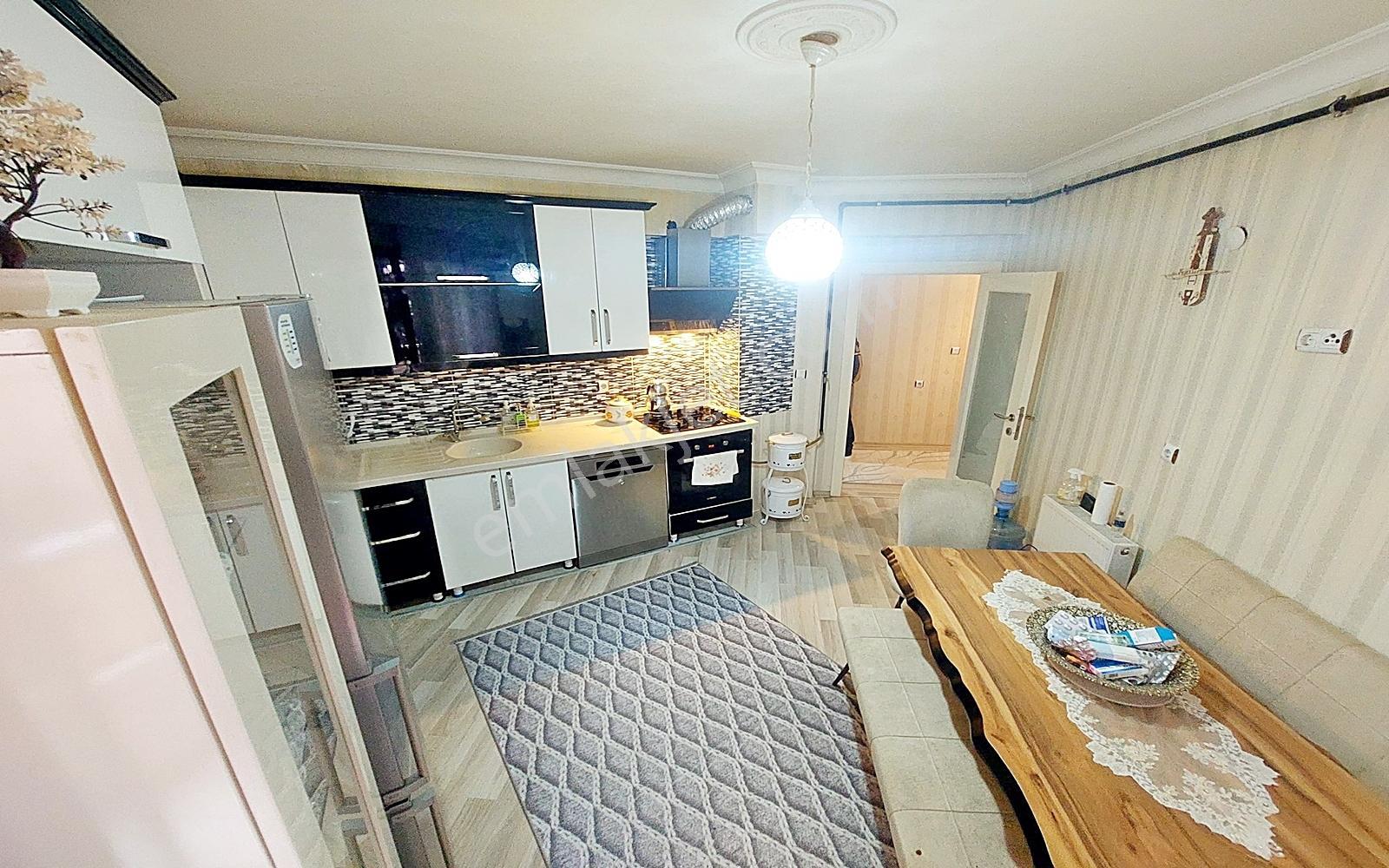 Kuşcağız Kartaltepe Cadde'sinde Ara Katta Asansörlü 3+1 Daire !! - Görsel 34