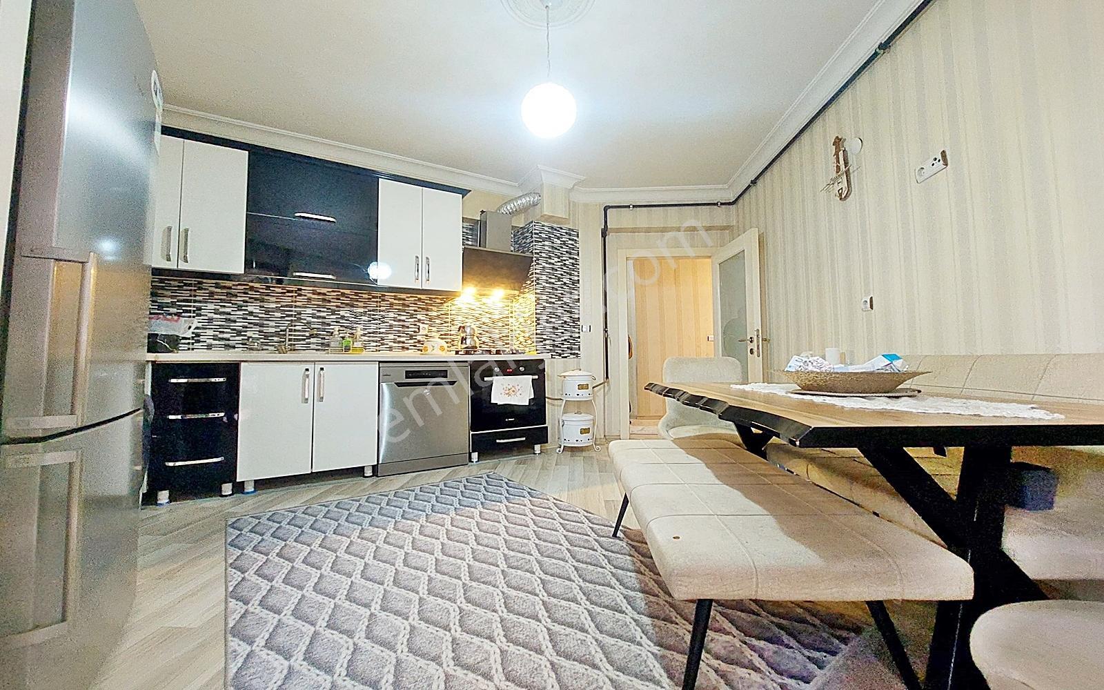 Kuşcağız Kartaltepe Cadde'sinde Ara Katta Asansörlü 3+1 Daire !! - Görsel 11