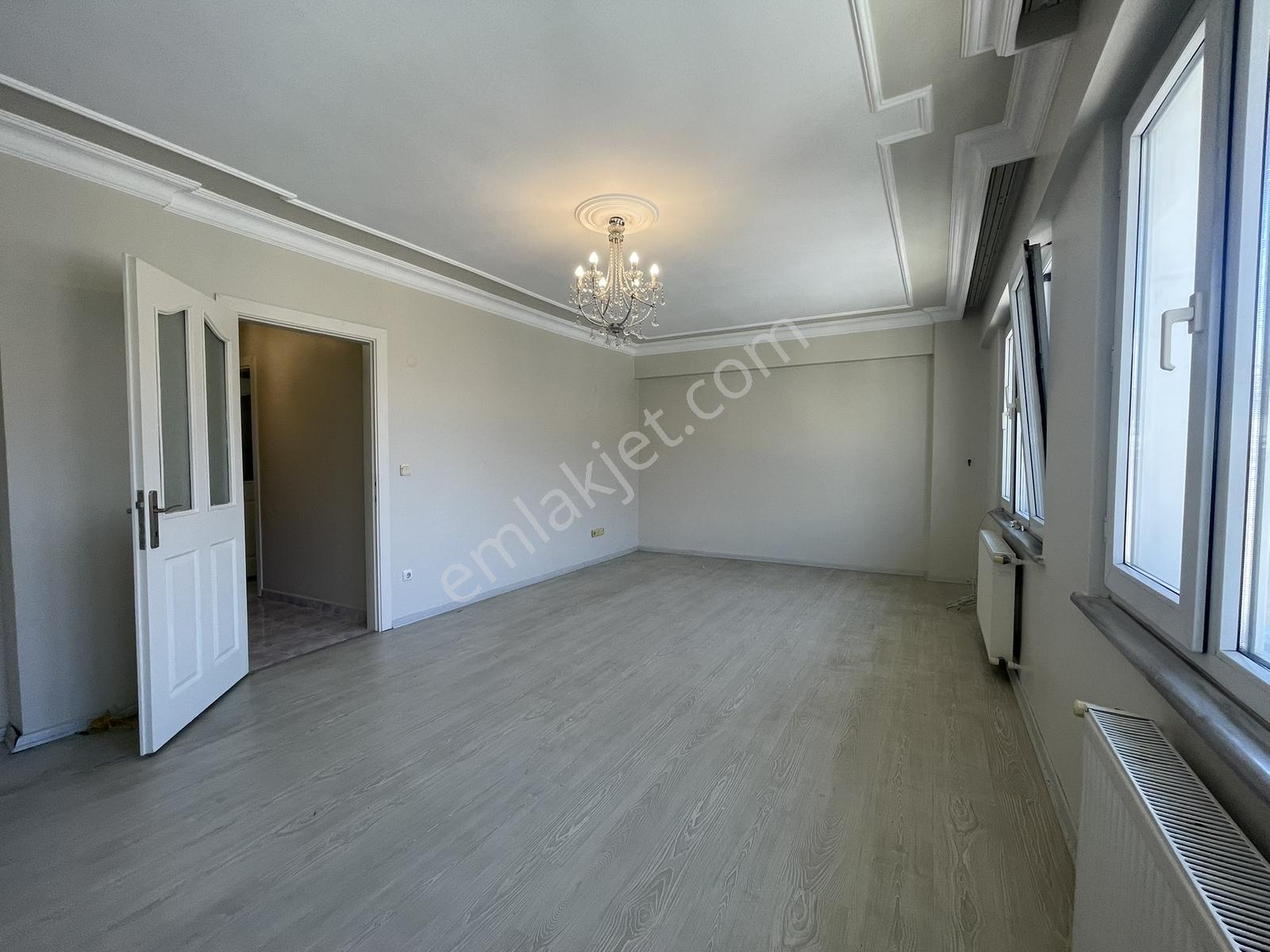 Kadıköy Rıhtım'da 3+2 Dubleks Deniz Manzaralı Kiralık Lüks Daire - Görsel 7