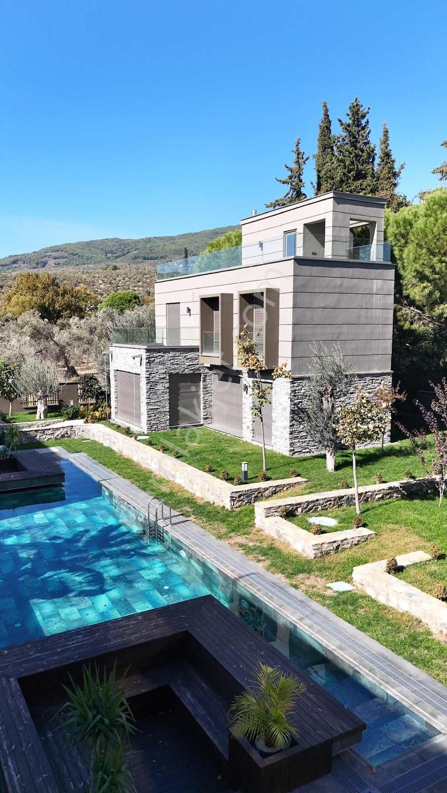 Avcı'dan Ateş Çukurlu Havuzlu Güvenlikli Müstakil Villa - Görsel 8