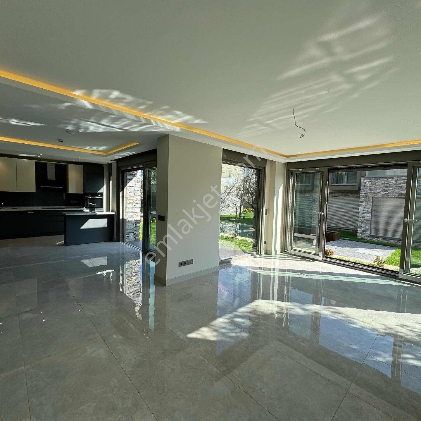 Avcı'dan Ateş Çukurlu Havuzlu Güvenlikli Müstakil Villa - Görsel 25