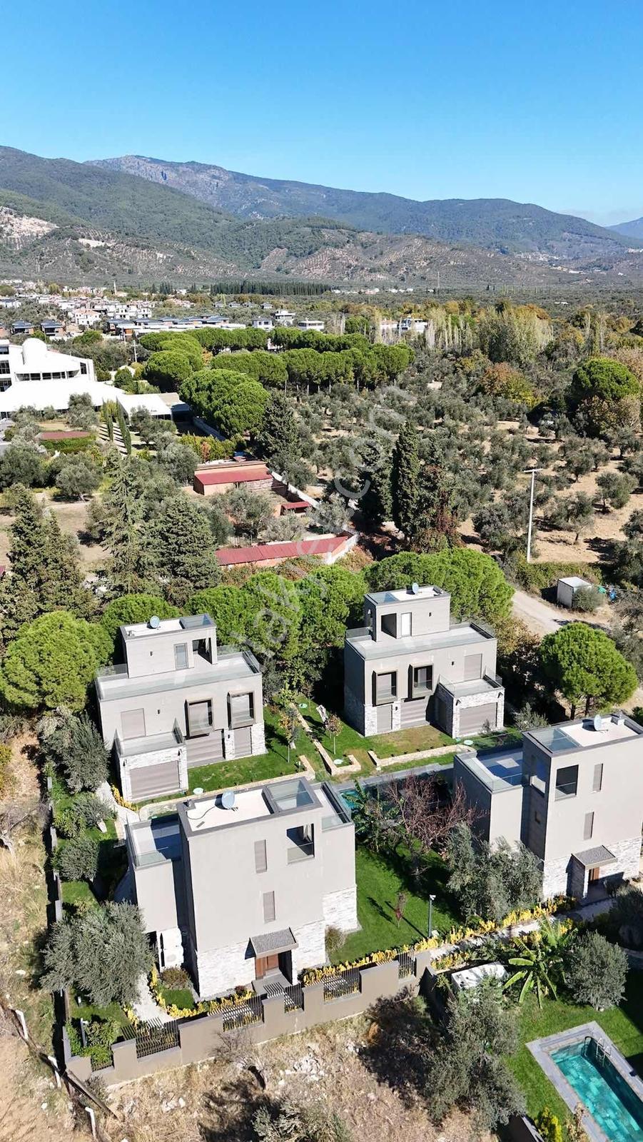 Avcı'dan Ateş Çukurlu Havuzlu Güvenlikli Müstakil Villa - Görsel 29