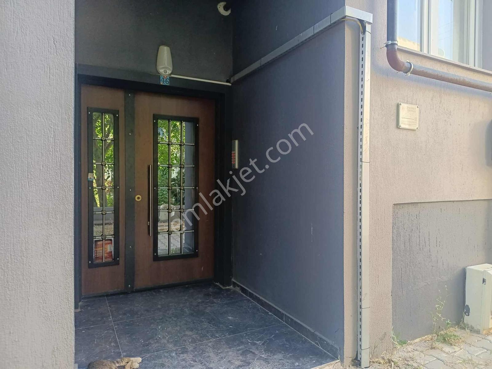 Buket Emlaktan Pancarda Satılık 2+1 Daire Ara Kat Ön Cephe
