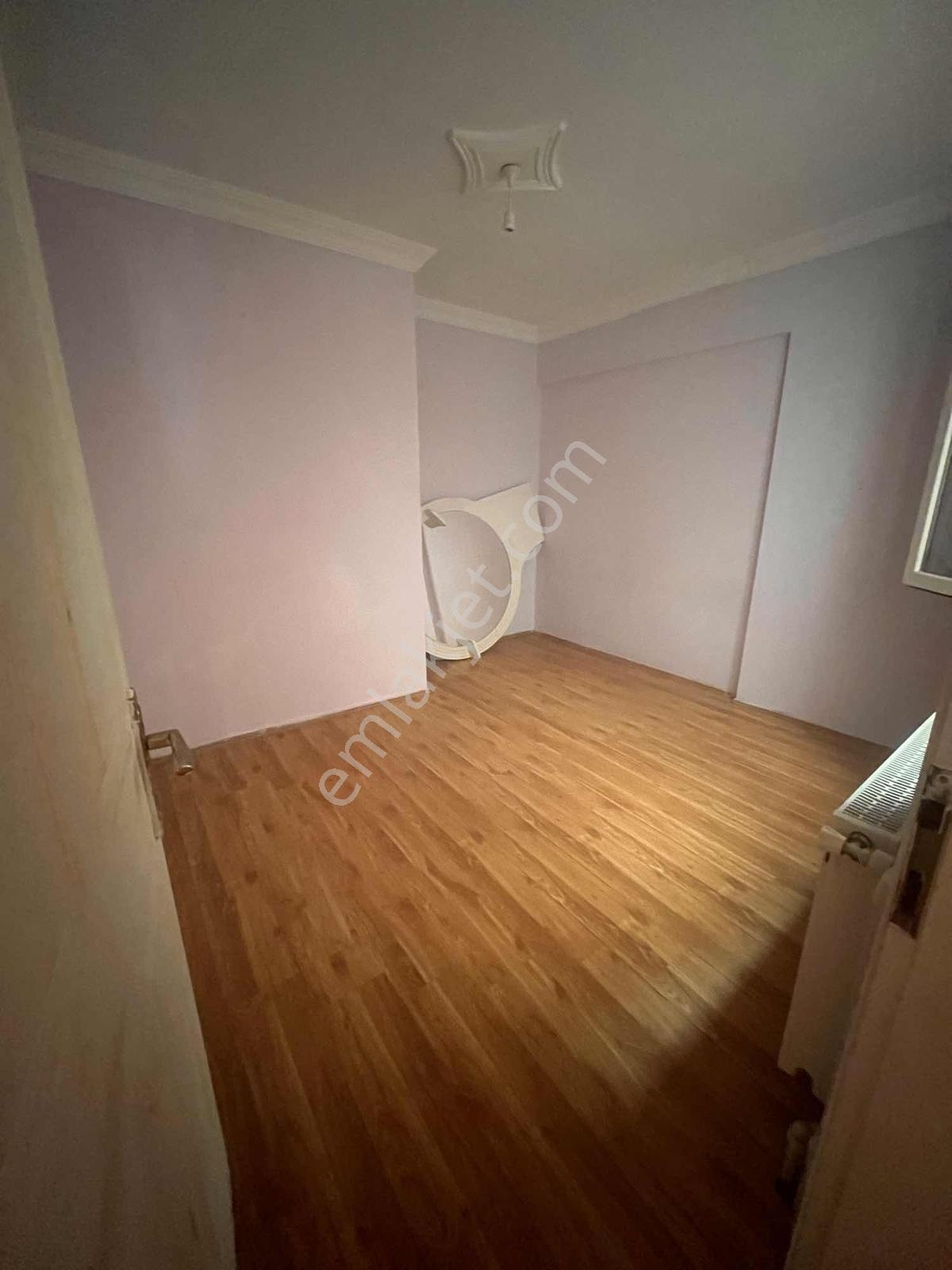 Menemen Merkezde Doğalgazlı Asansörlü Kiralık Daire - Görsel 9
