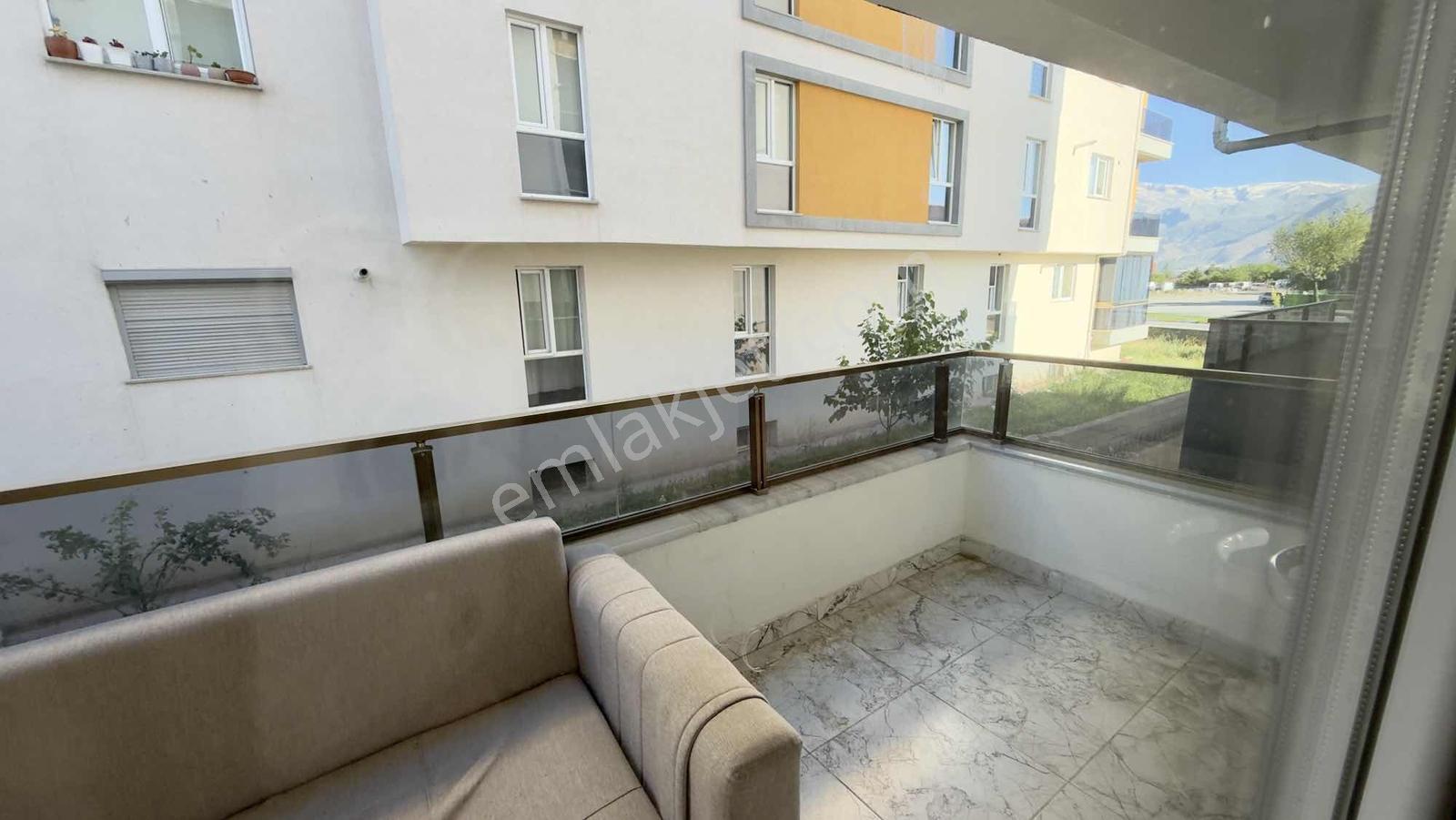 Remax Dem'den Hocabey Mahallesi Depozitosuz Kiralık 1+1 Daire - Görsel 8