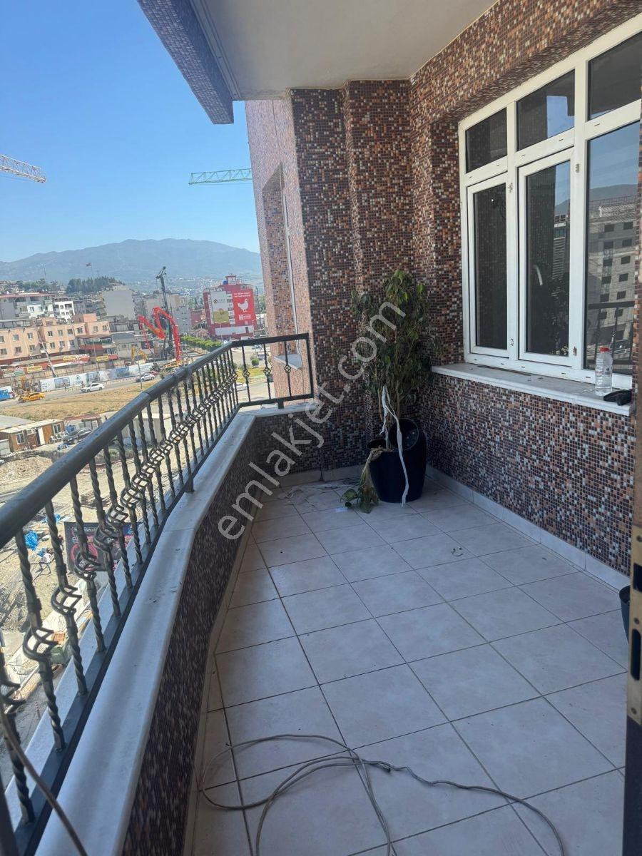 İskenderun Pac Meydanı Çarşı İçi Kiralık 3+1 Daire - Görsel 15