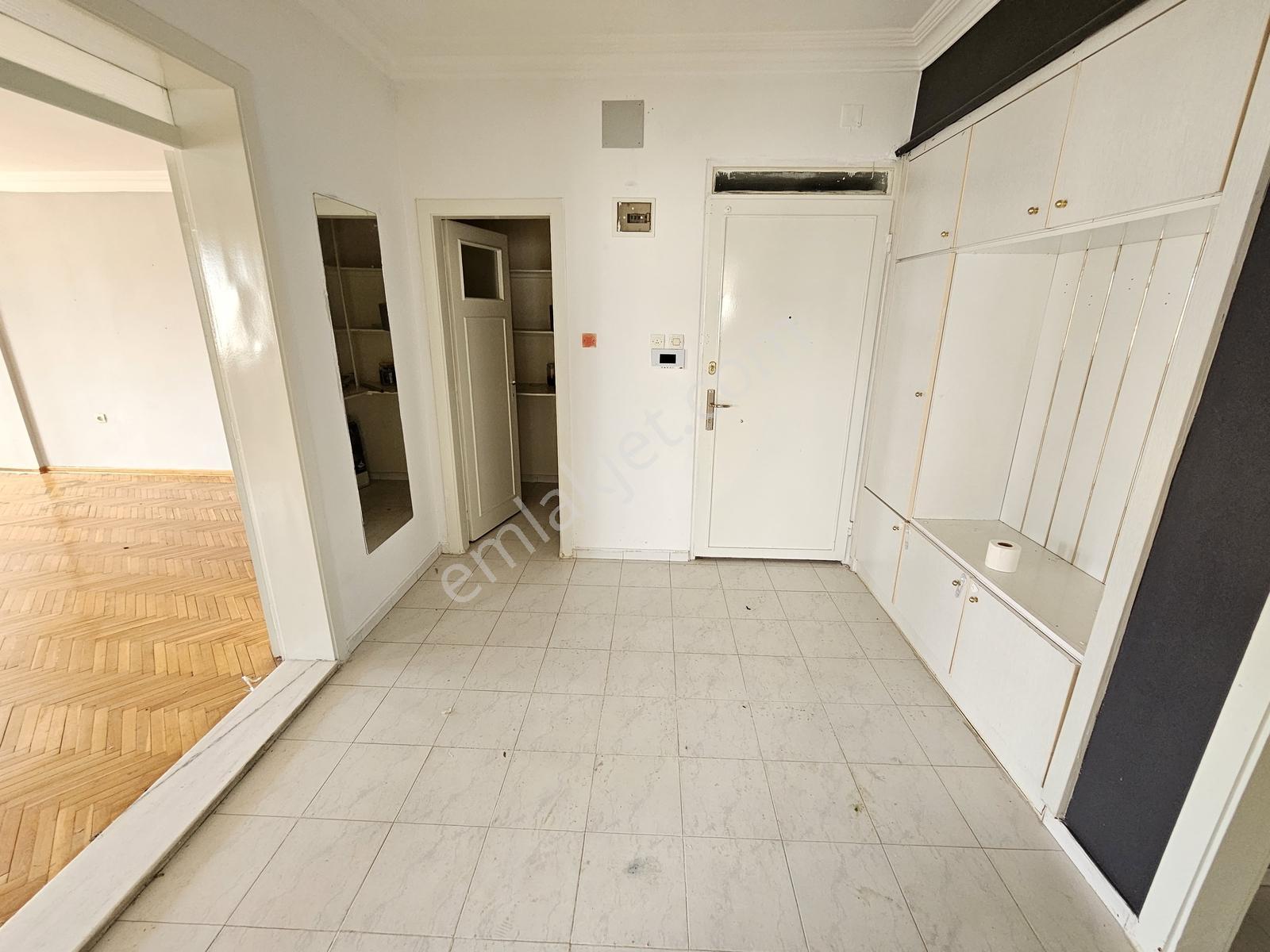 Değirmiçem'de Merkezi Konumda Kiralık 3+1 Bakımlı Daire - Görsel 21