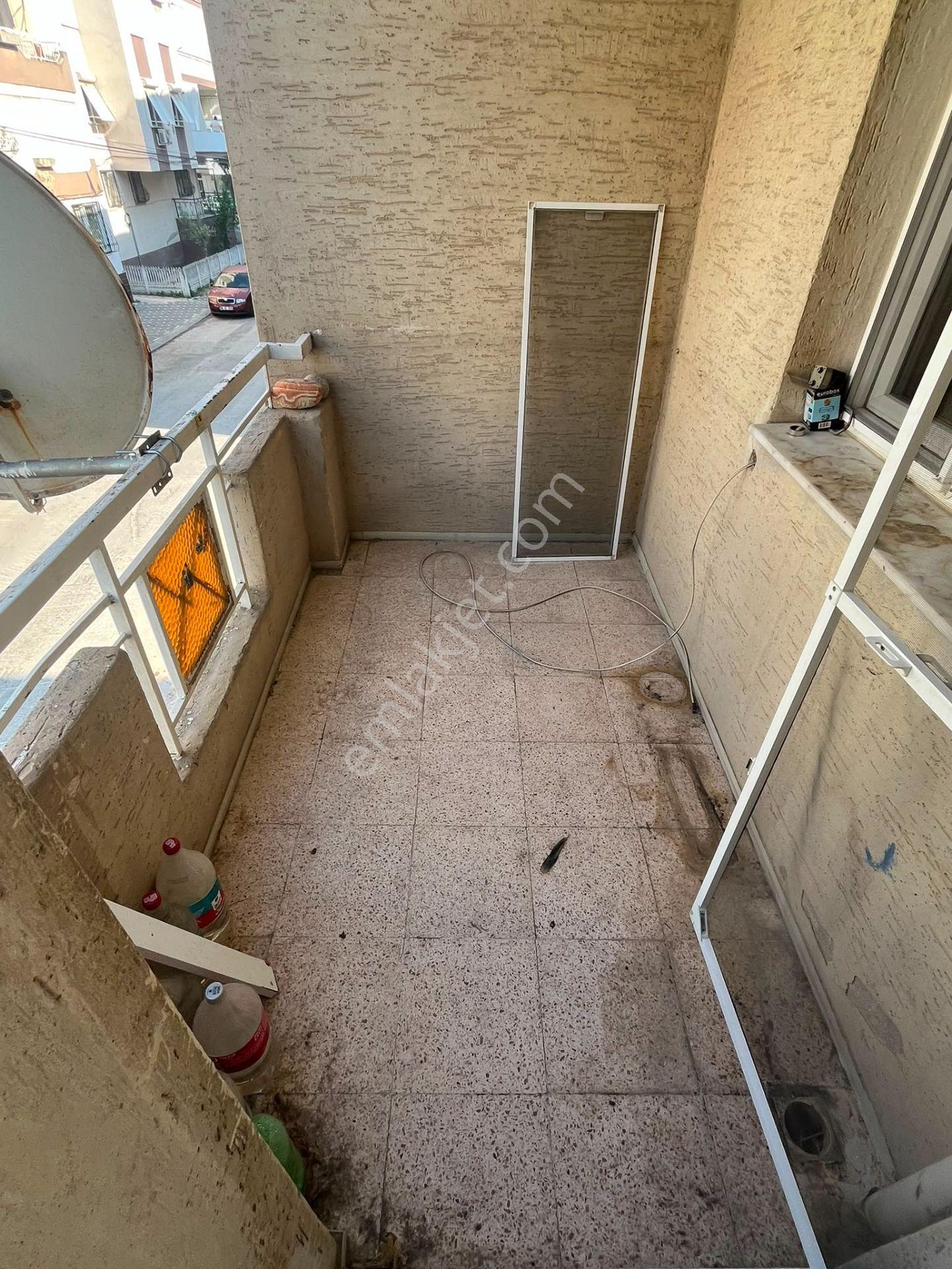 Buca Efeler Mah.de 2+1 90m2 Arakat Çift Balkonlu Daire - Görsel 18