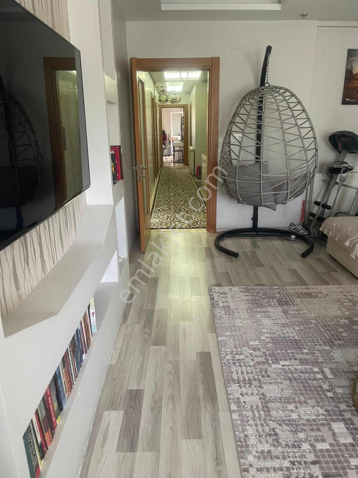 Gürgin Emlak Tan Satılık Yeni Mah De Yeşillik Karşısında Daire - Görsel 3