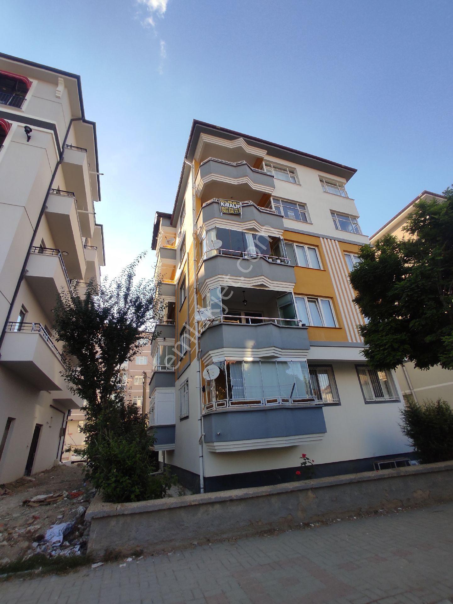 Hayal Emlak'tan Yeni Mahallede Kiralık Daire
