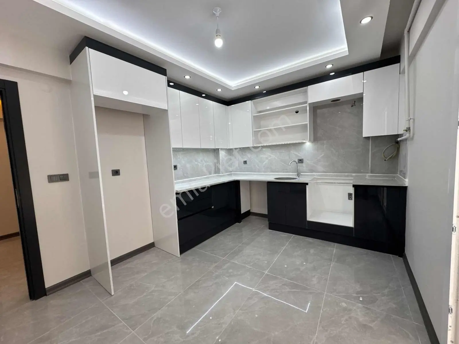 Buca M. Kemal Mah. Satılık 2+1 110 M2 Masrafsız Daire - Görsel 34